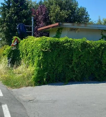 Vacanze Malu * 莫内利亚